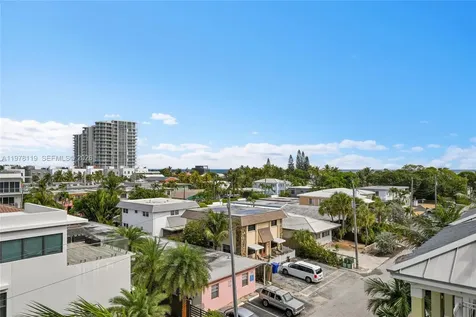 346 Elm Street Hollywood FL 33019