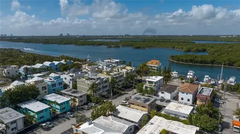 346 Elm Street Hollywood FL 33019