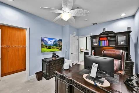 346 Elm Street Hollywood FL 33019