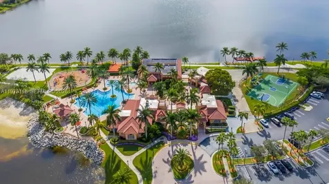 4724 SW 195th Way Miramar FL 33029