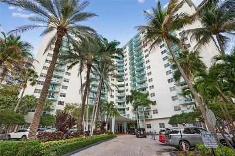 3801 S Ocean Drive Hollywood FL 33019