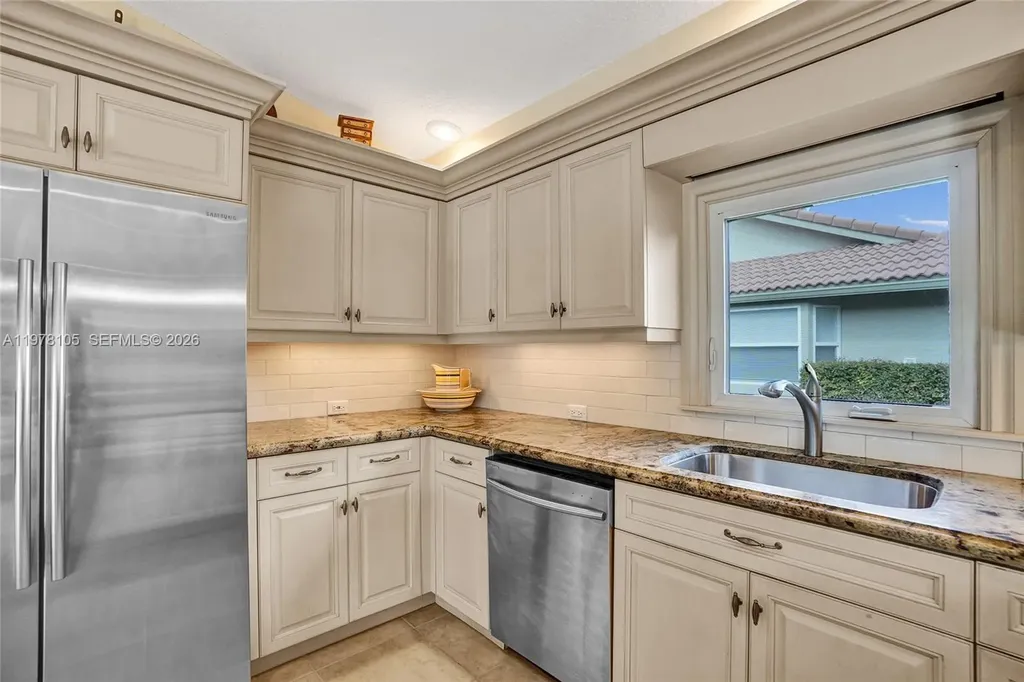 5093 NW 86th Way Coral Springs FL 33067