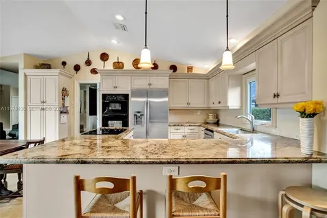 5093 NW 86th Way Coral Springs FL 33067