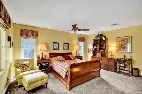 5093 NW 86th Way Coral Springs FL 33067