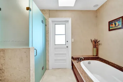 5093 NW 86th Way Coral Springs FL 33067