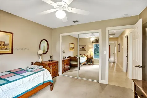 5093 NW 86th Way Coral Springs FL 33067