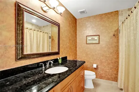 5093 NW 86th Way Coral Springs FL 33067