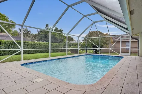 5093 NW 86th Way Coral Springs FL 33067