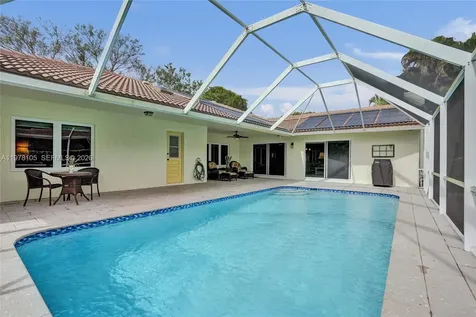 5093 NW 86th Way Coral Springs FL 33067
