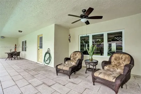 5093 NW 86th Way Coral Springs FL 33067