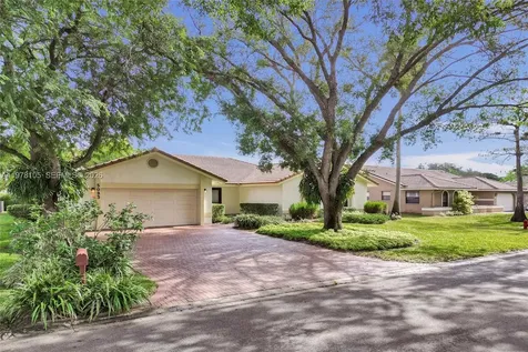 5093 NW 86th Way Coral Springs FL 33067