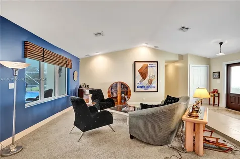5093 NW 86th Way Coral Springs FL 33067