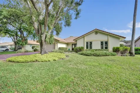 5093 NW 86th Way Coral Springs FL 33067