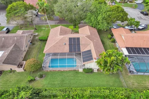 5093 NW 86th Way Coral Springs FL 33067