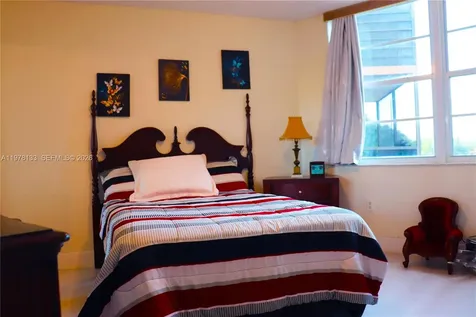 900 Saint Charles Place Pembroke Pines FL 33026