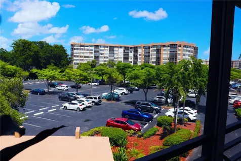 900 Saint Charles Place Pembroke Pines FL 33026