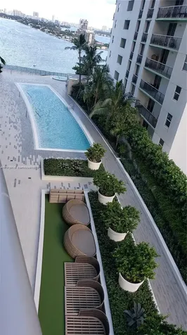 488 NE 18th Street Miami FL 33132