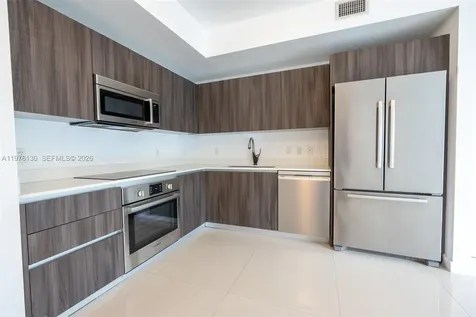 488 NE 18th Street Miami FL 33132