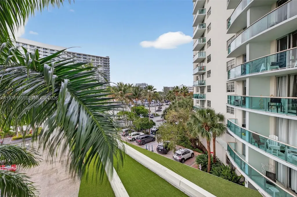 3801 S Ocean Drive Hollywood FL 33019