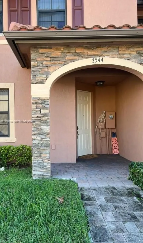 3544 W 88th Terrace Hialeah FL 33018
