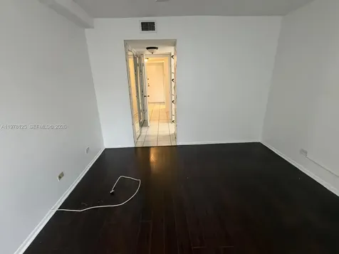 3720 Inverrary Drive Lauderhill FL 33319
