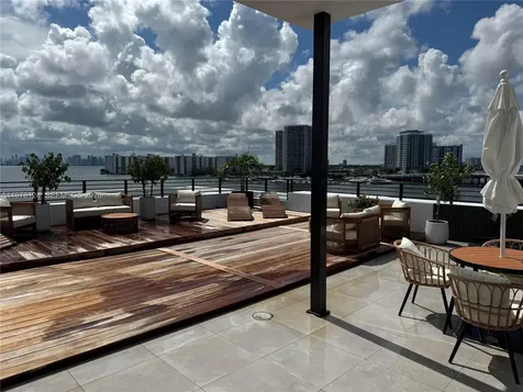 1930 Bay Drive Miami Beach FL 33141