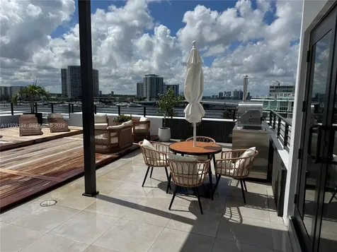 1930 Bay Drive Miami Beach FL 33141