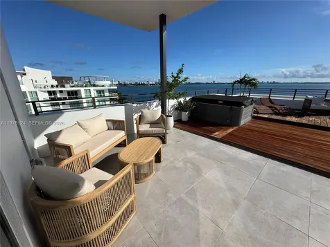 1930 Bay Drive Miami Beach FL 33141