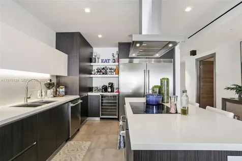 1930 Bay Drive Miami Beach FL 33141