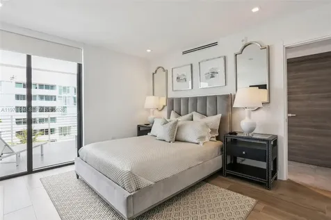 1930 Bay Drive Miami Beach FL 33141