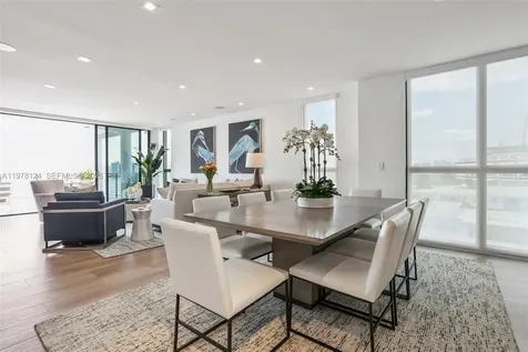 1930 Bay Drive Miami Beach FL 33141