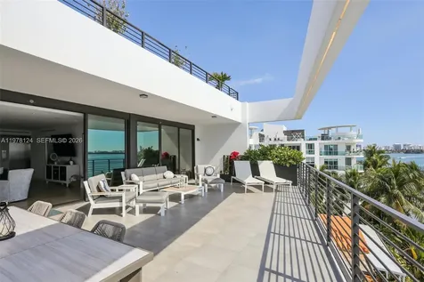 1930 Bay Drive Miami Beach FL 33141
