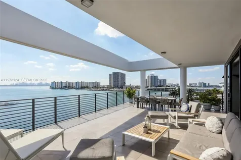 1930 Bay Drive Miami Beach FL 33141