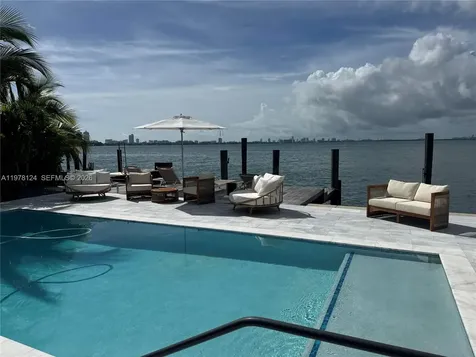 1930 Bay Drive Miami Beach FL 33141