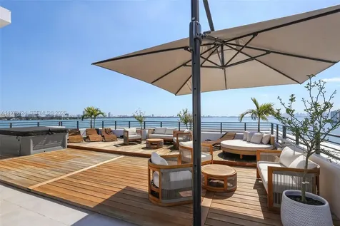 1930 Bay Drive Miami Beach FL 33141