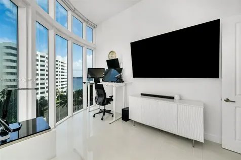 480 NE 30th Street Miami FL 33137