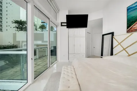 480 NE 30th Street Miami FL 33137