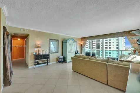 2501 S Ocean Drive Hollywood FL 33019