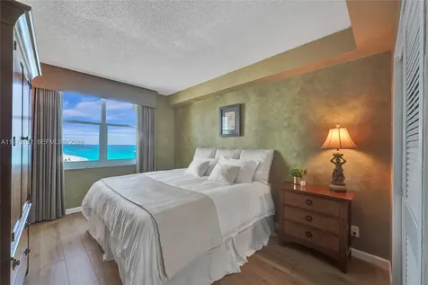 2501 S Ocean Drive Hollywood FL 33019