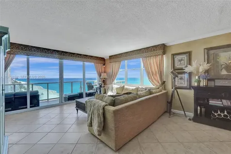 2501 S Ocean Drive Hollywood FL 33019