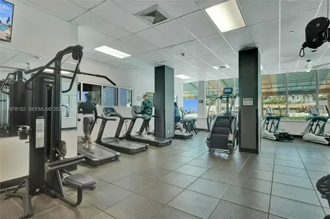 2501 S Ocean Drive Hollywood FL 33019