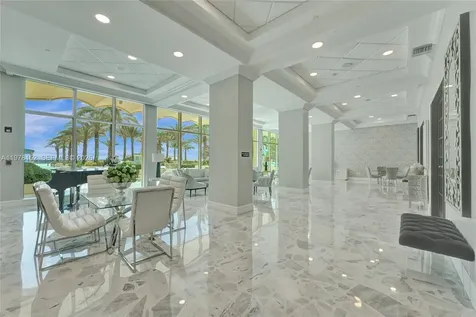 2501 S Ocean Drive Hollywood FL 33019