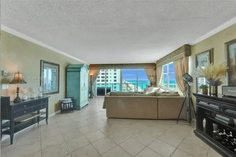2501 S Ocean Drive Hollywood FL 33019