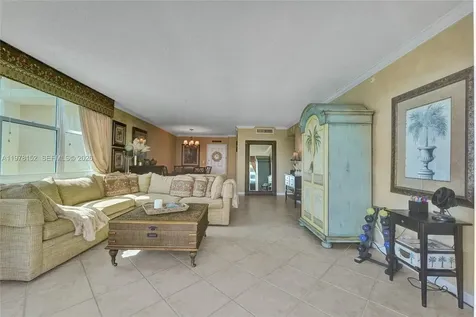 2501 S Ocean Drive Hollywood FL 33019
