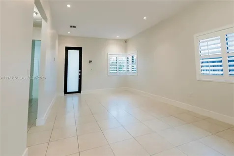 2030 SW 60th Avenue Miami FL 33155