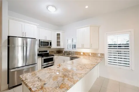 2030 SW 60th Avenue Miami FL 33155