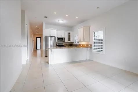 2030 SW 60th Avenue Miami FL 33155