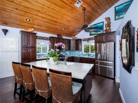 14 Avenue F Marathon FL 33050
