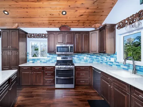 14 Avenue F Marathon FL 33050