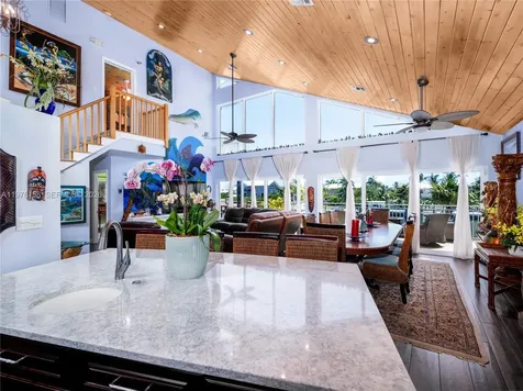 14 Avenue F Marathon FL 33050